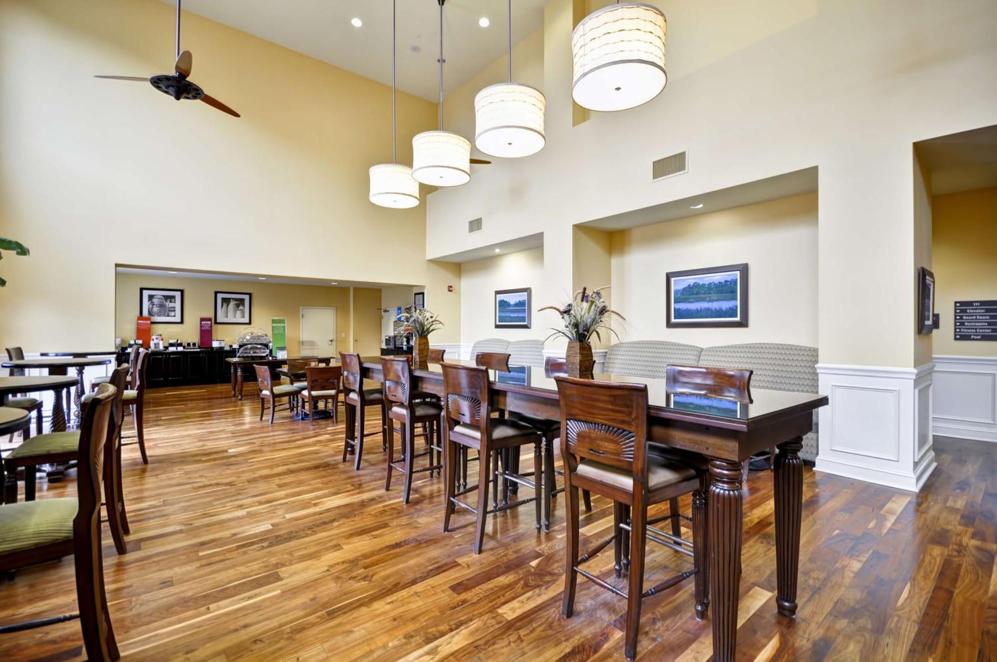 Hampton Inn & Suites North Charleston-University Boulevard Ngoại thất bức ảnh